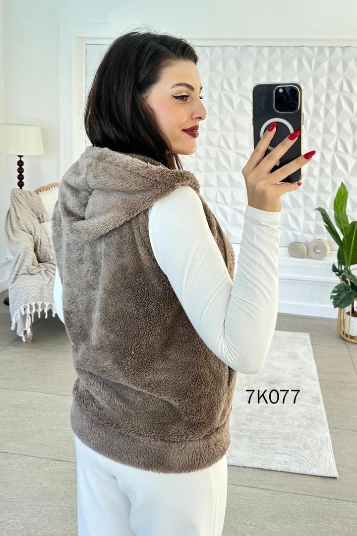 Kapşonlu Peluş Yelek