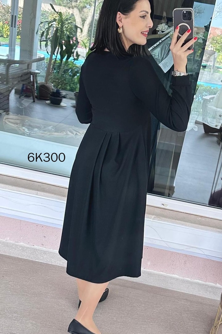 Kare Yaka Düğme Detay Elbise