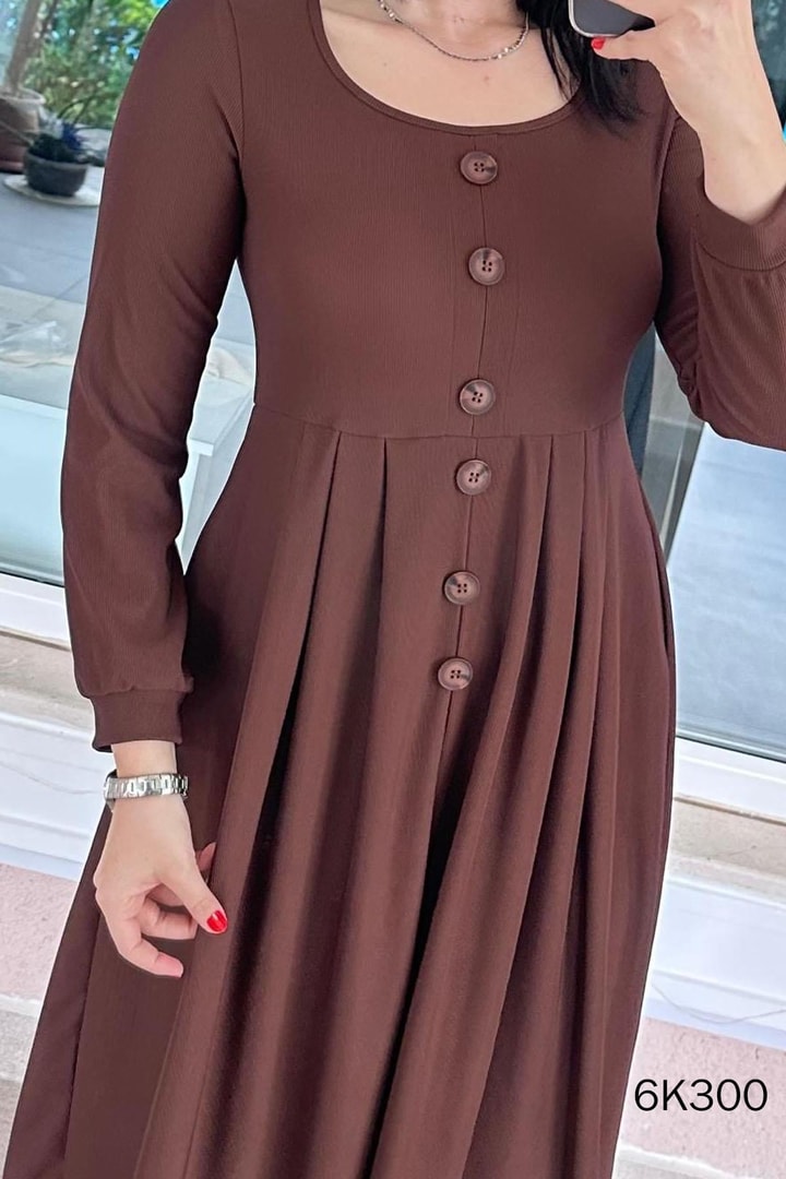 Kare Yaka Düğme Detay Elbise