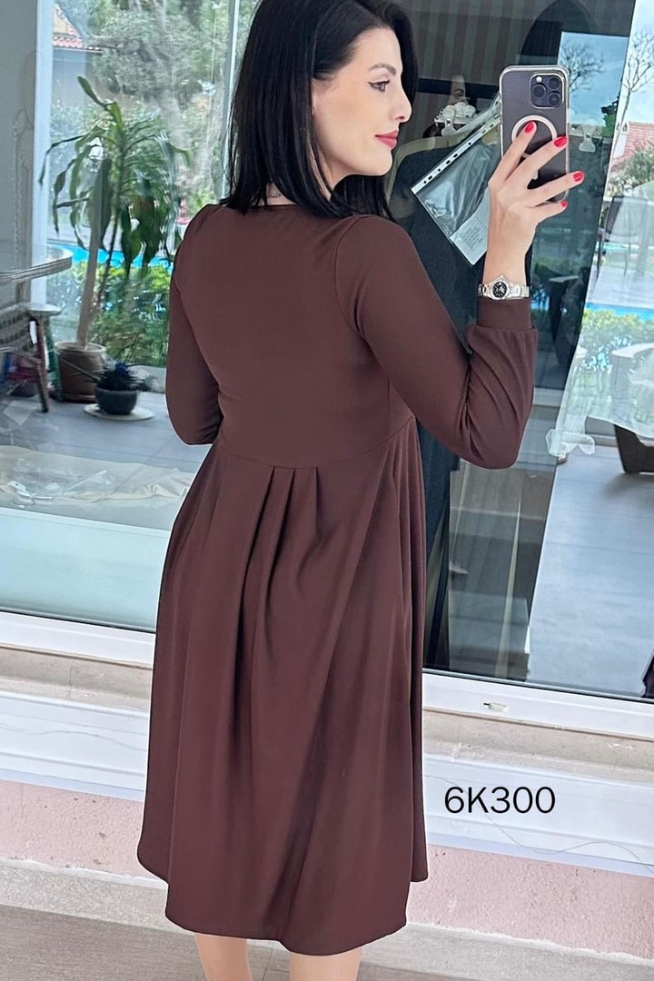 Kare Yaka Düğme Detay Elbise