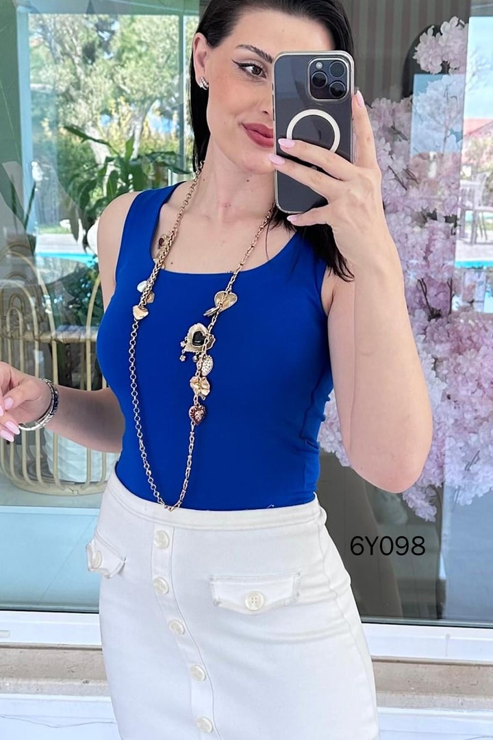 Kare Yaka Önü Çift Kat Tshirt