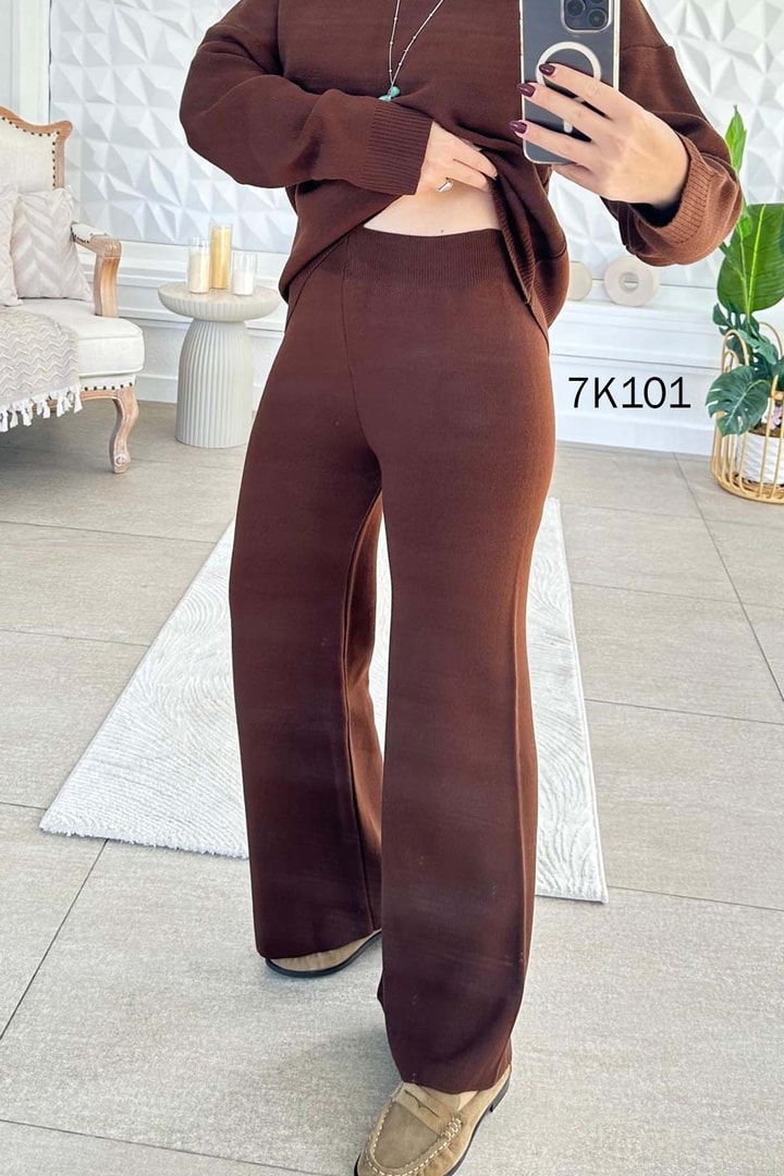 Kayık Yaka Triko Takım