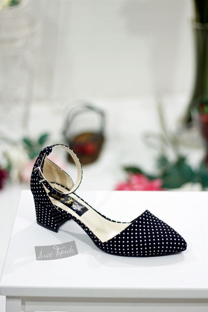 Kısa Topuk Ayakkabı