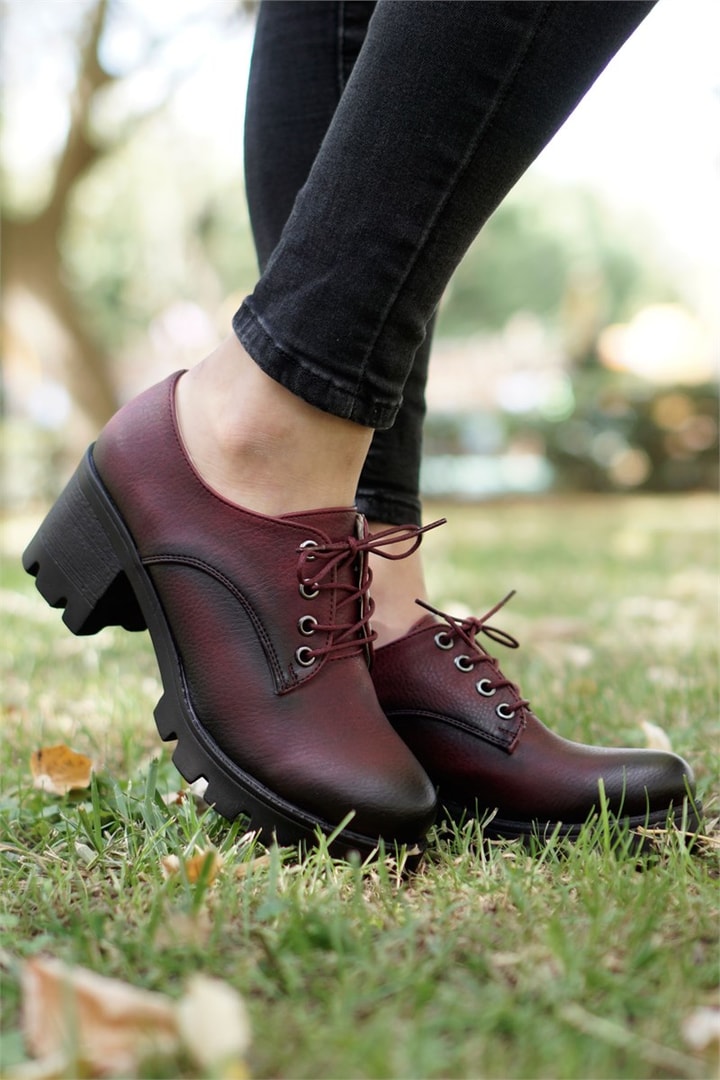 Kısa Topuklu Ayakkabı