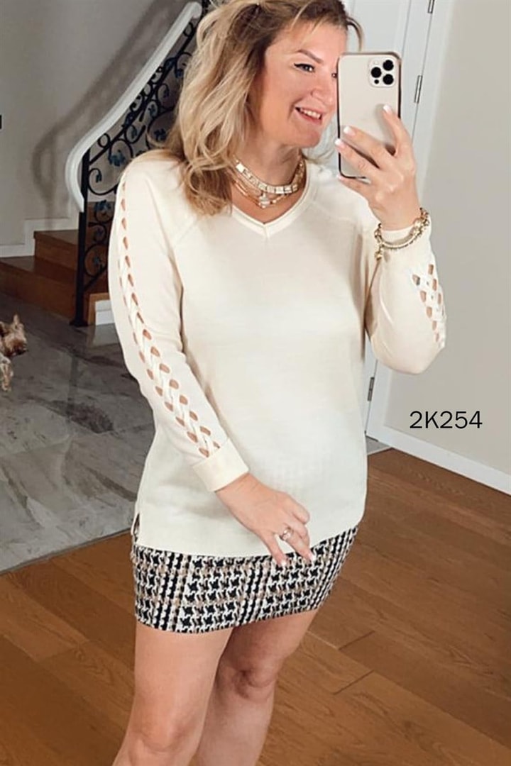 Kolları Balık Sırtı Detaylı Triko Bluz