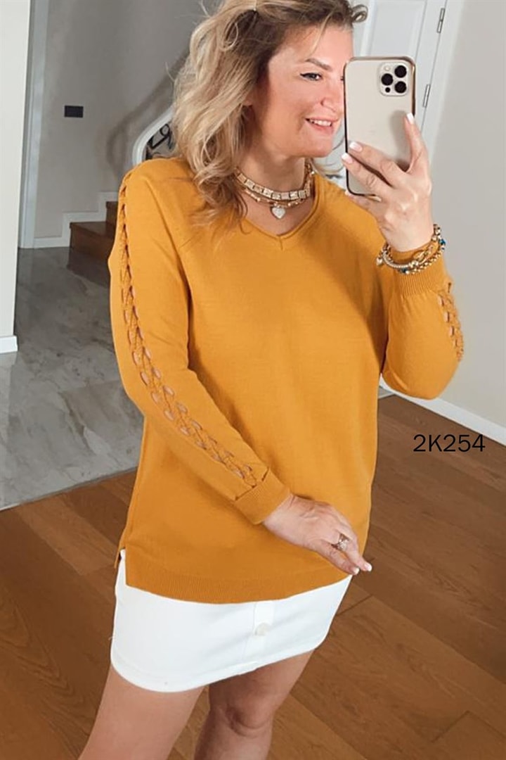 Kolları Balık Sırtı Detaylı Triko Bluz