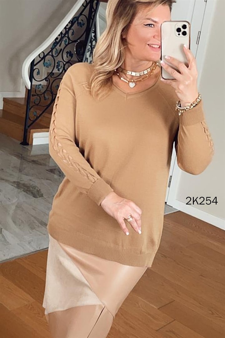 Kolları Balık Sırtı Detaylı Triko Bluz