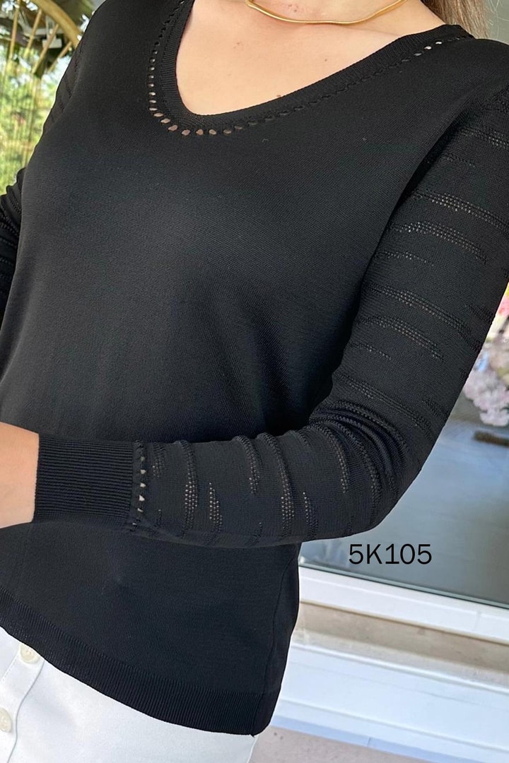 Kolları Desenli V Yaka Triko Bluz