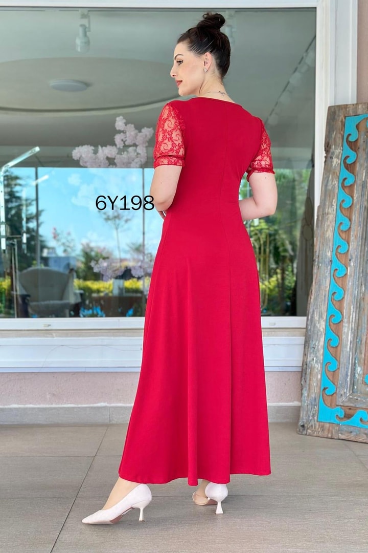 Kolları Güpür Krep Kumaş Elbise