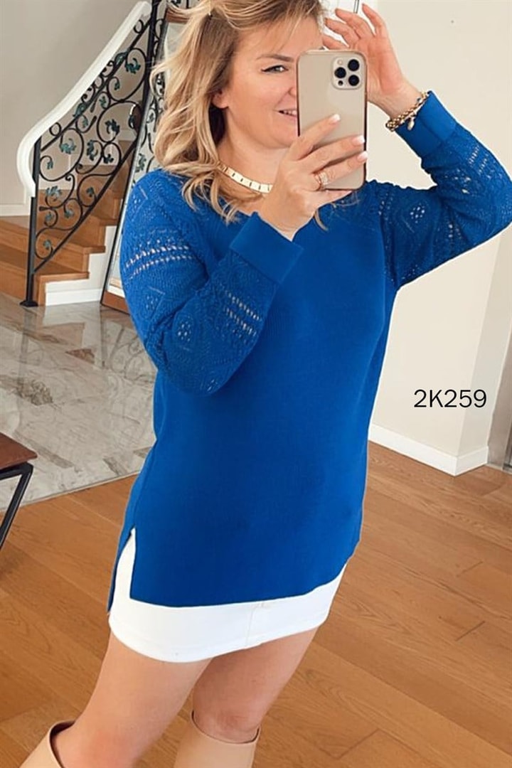 Kolları İşlemeli Simli Triko Bluz