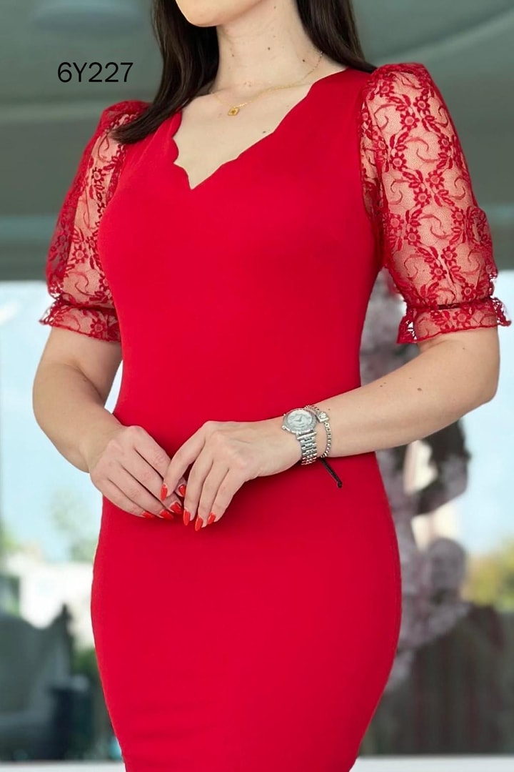 Kolları Tüllü V Yaka Krep Elbise