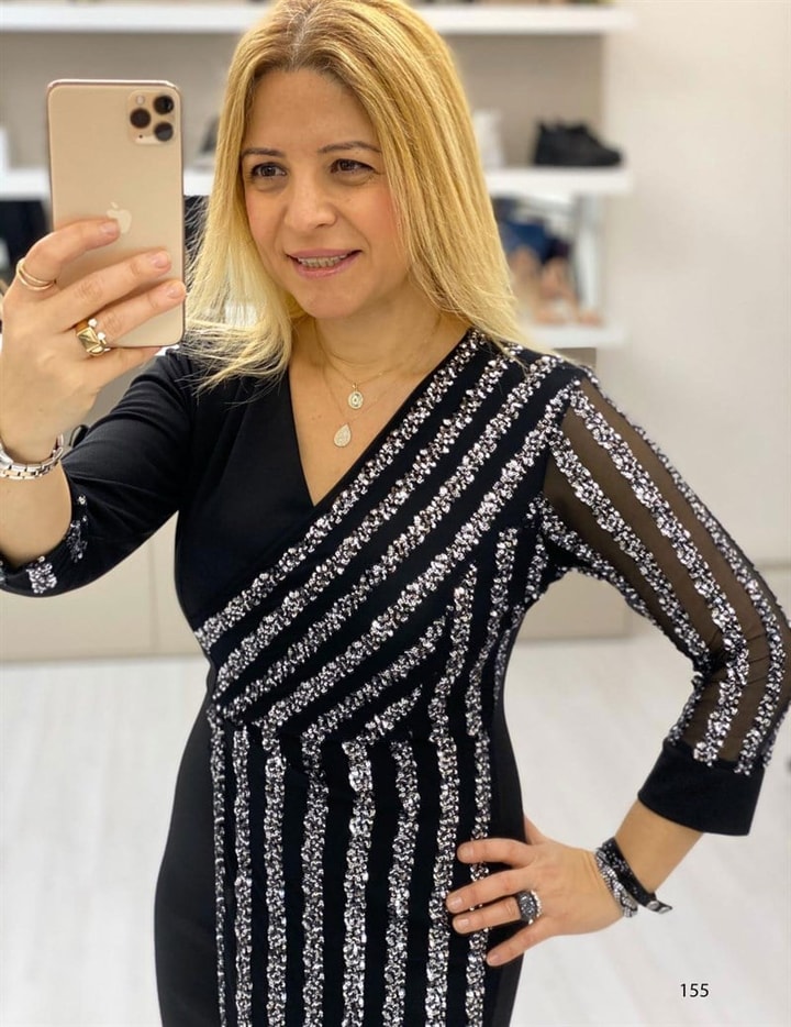 Kruvaze Yaka Elbise
