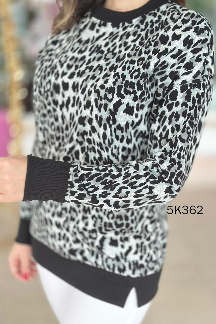 Leopar Baskılı Sweatshirt