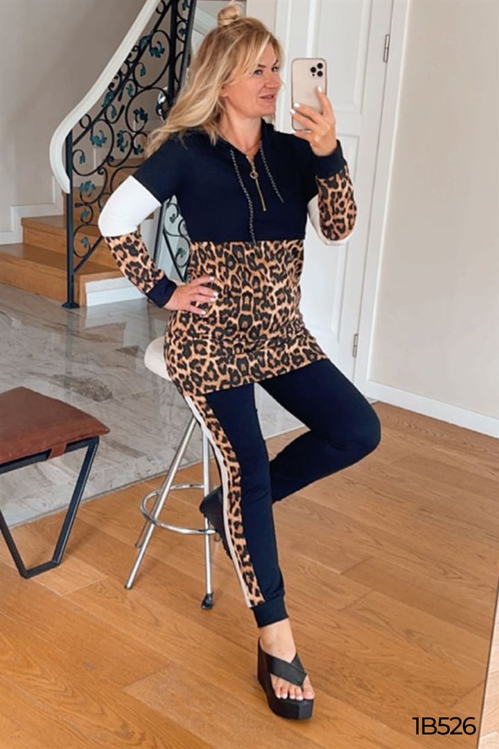 Leopar Desenli Eşofman Takımı