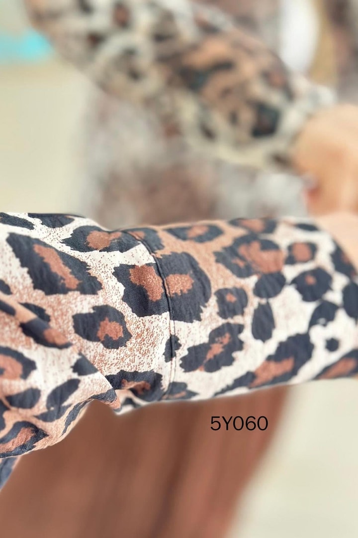 Leopar Desenli Modal Gömlek