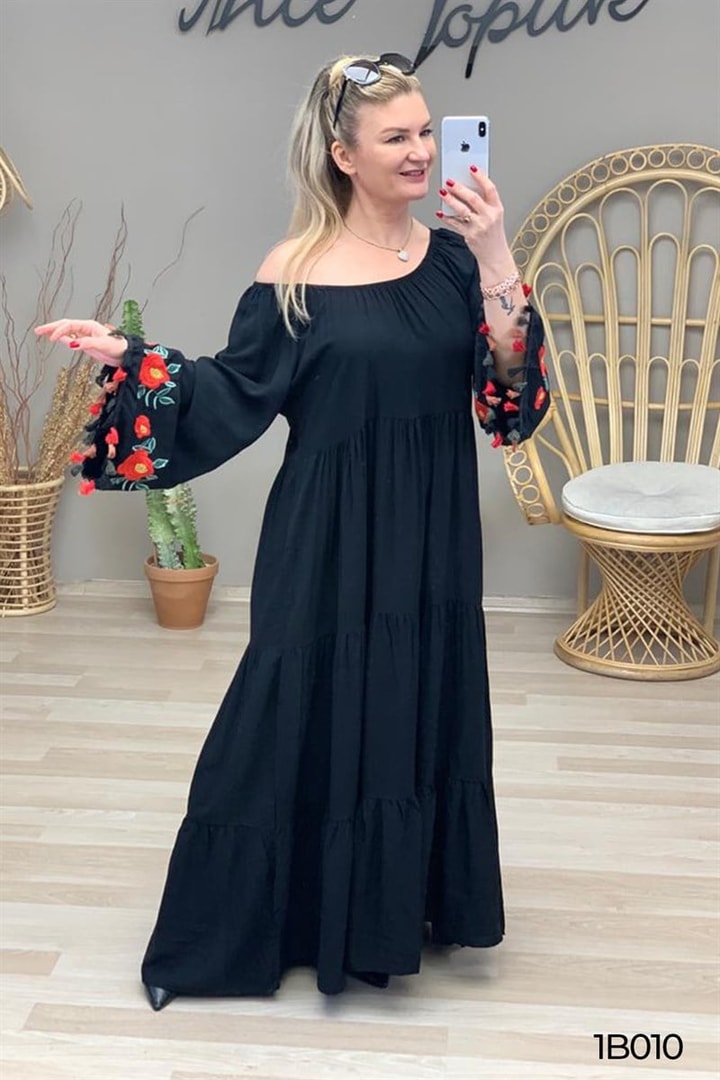 Madonna Yaka Kolları Çiçek Nakışlı Elbise
