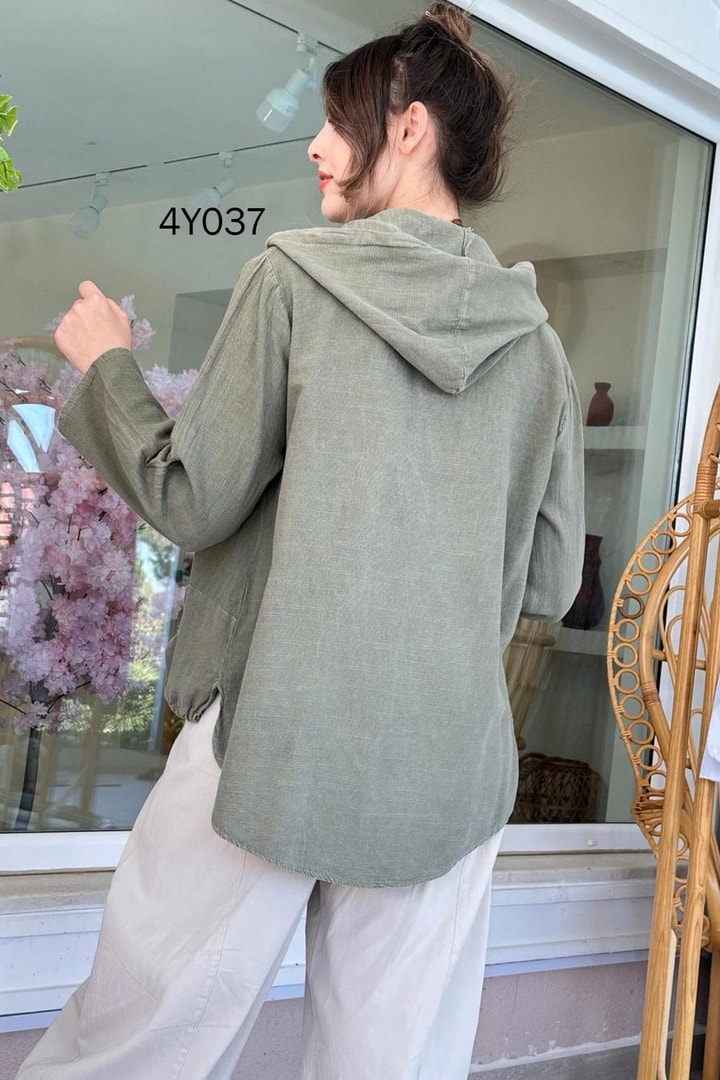 Nakış Detay Kapşonlu Keten Gömlek