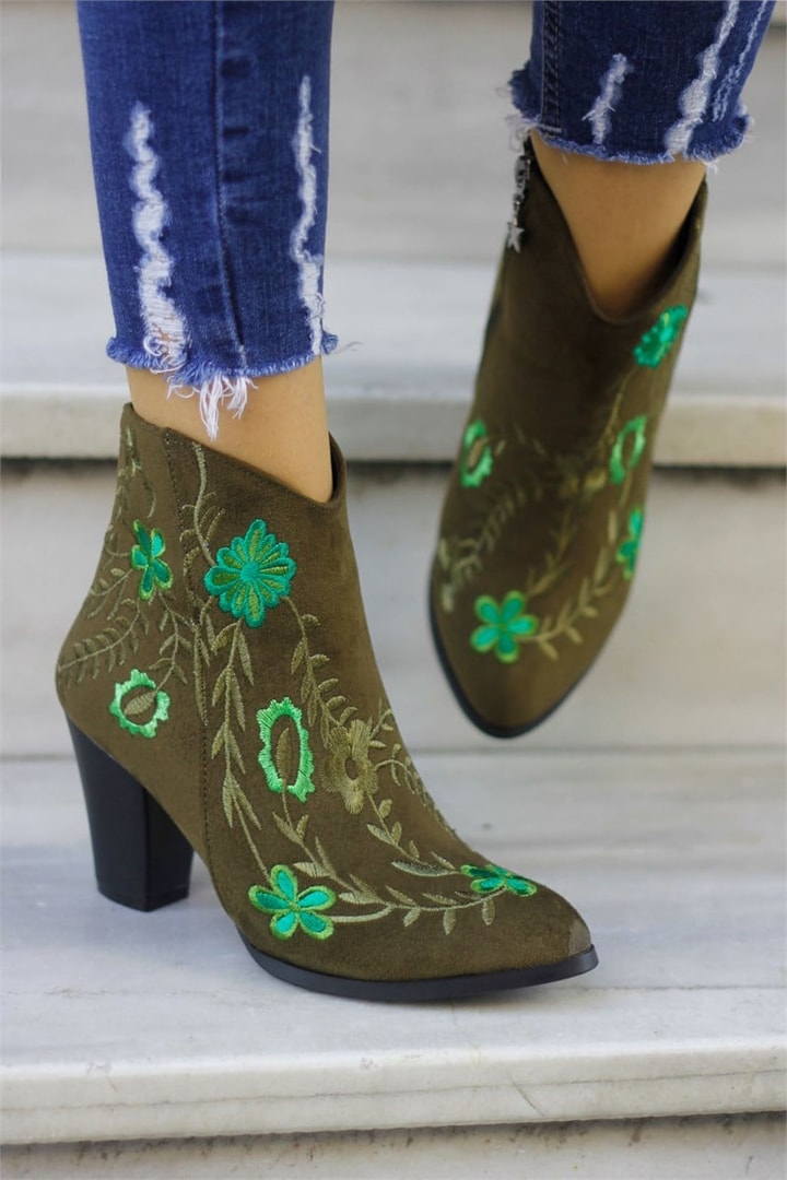 Nakış İşlemeli Bot