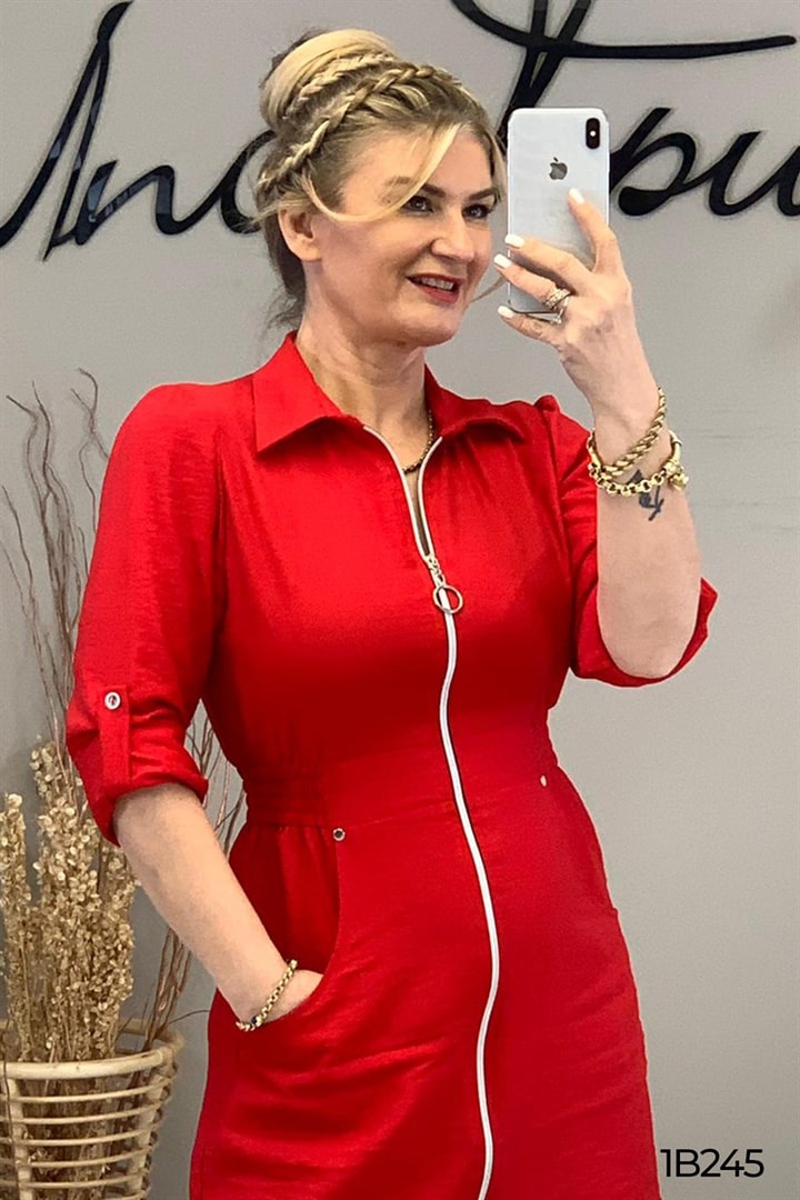 Önden Fermuarlı Elbise