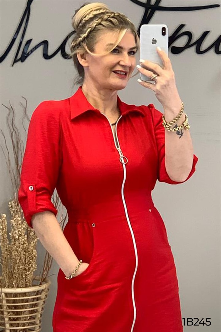 Önden Fermuarlı Elbise