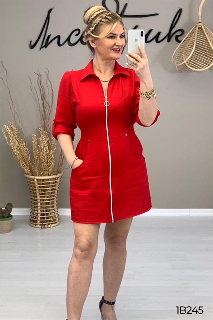 Önden Fermuarlı Elbise