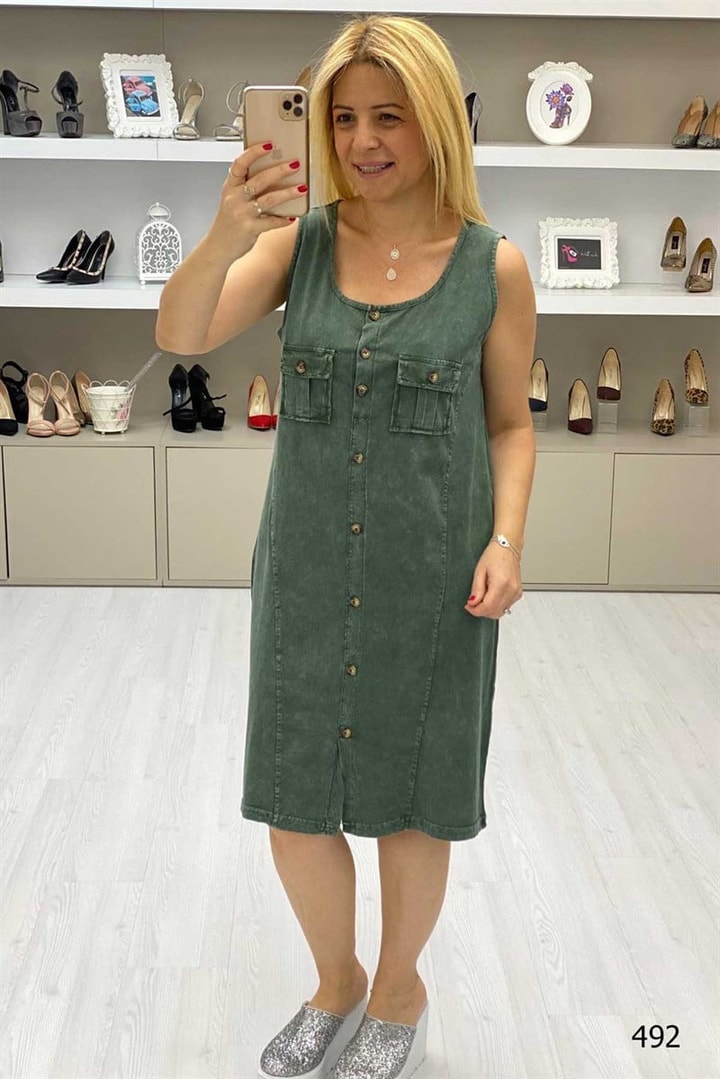 Önü Düğmeli Elbise