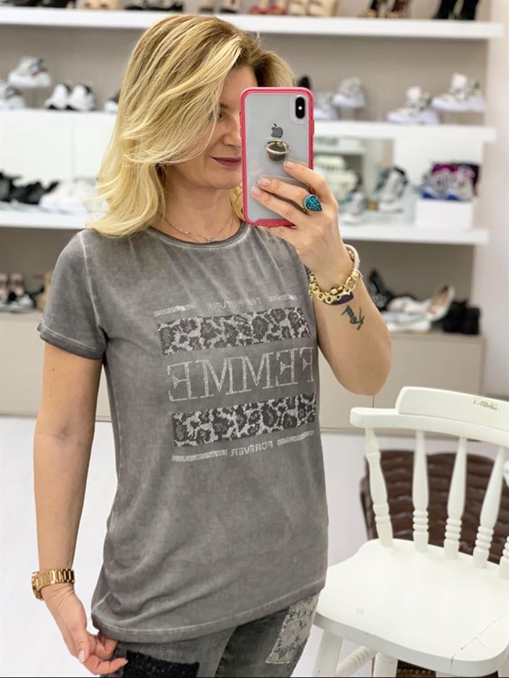 Pamela
- Taşlı Bol Kesim Tisört