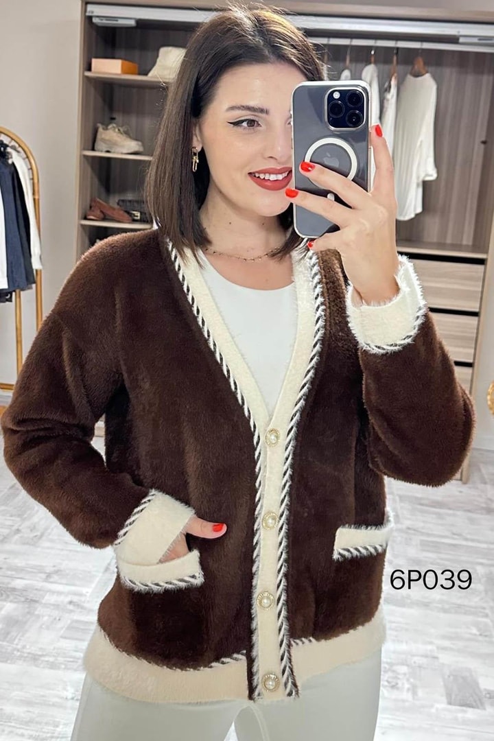Prive Seri İnci Düğmeli Sakallı Triko Hırka