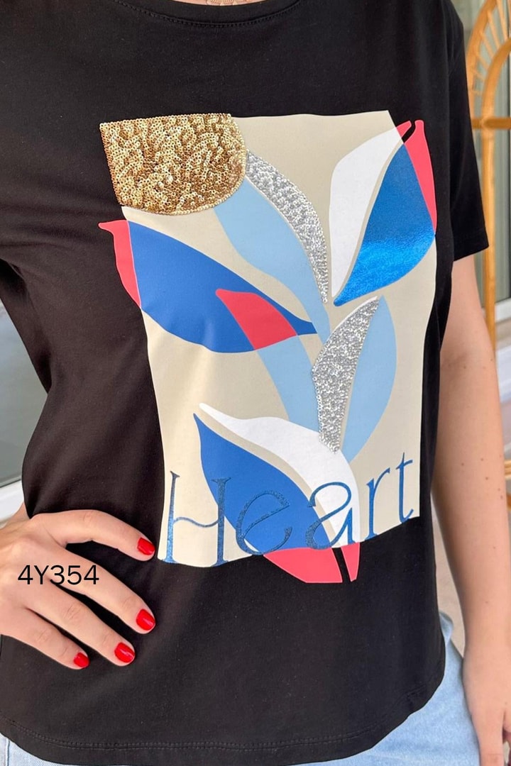 Pul İşlemeli Baskılı Tshirt