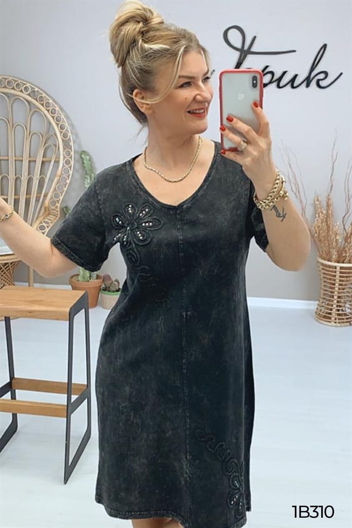 Taş Detay Çiçek Baskılı Elbise