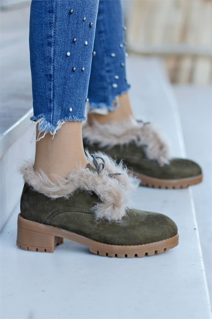 Tüylü Kısa Topuklu Ayakkabı