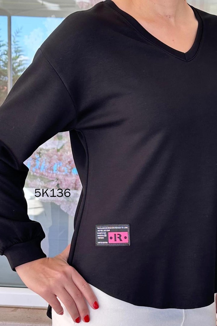 V Yaka Modal Kumaş Sweatshirt