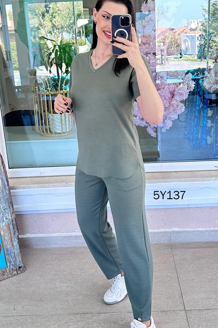 V Yaka Modal Takım