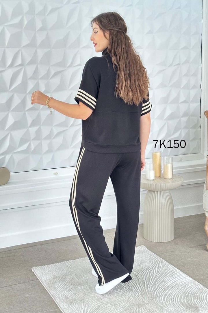 Yakası Fermuarlı Şeritli Modal Takım