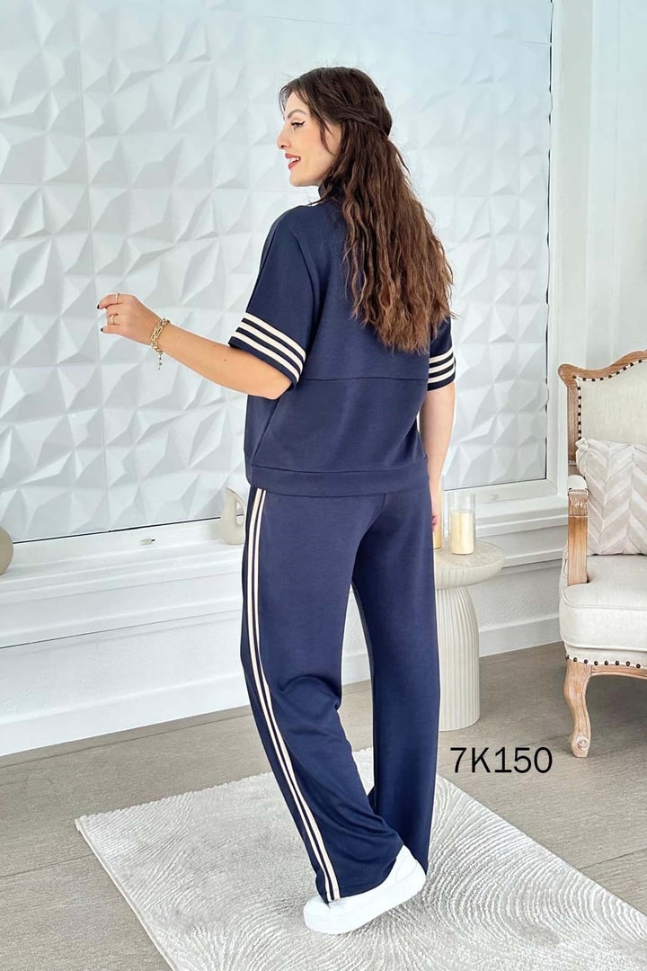 Yakası Fermuarlı Şeritli Modal Takım
