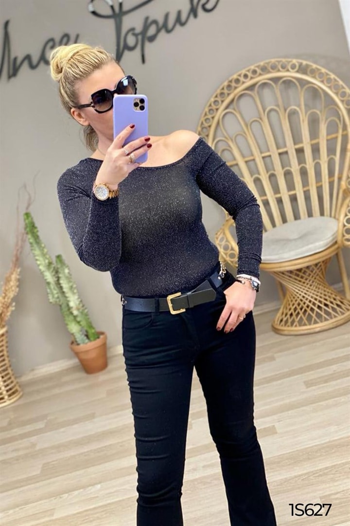 Yan Omuz Detay Likralı Body