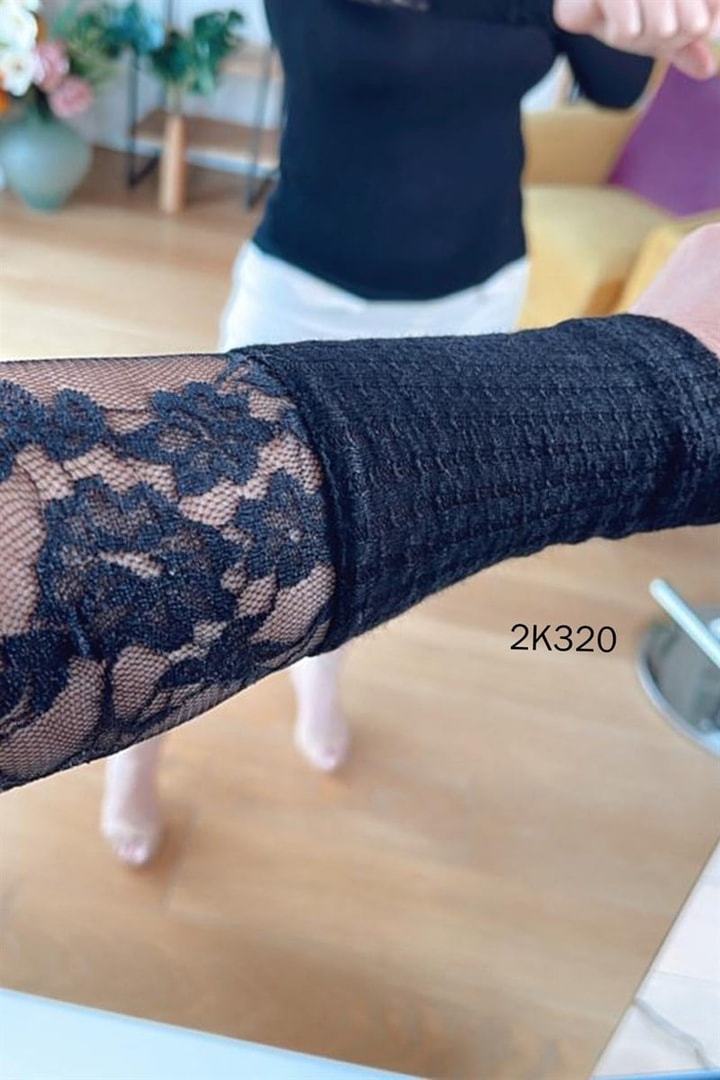 Yarım Balıkçı Dantel Detay Bluz