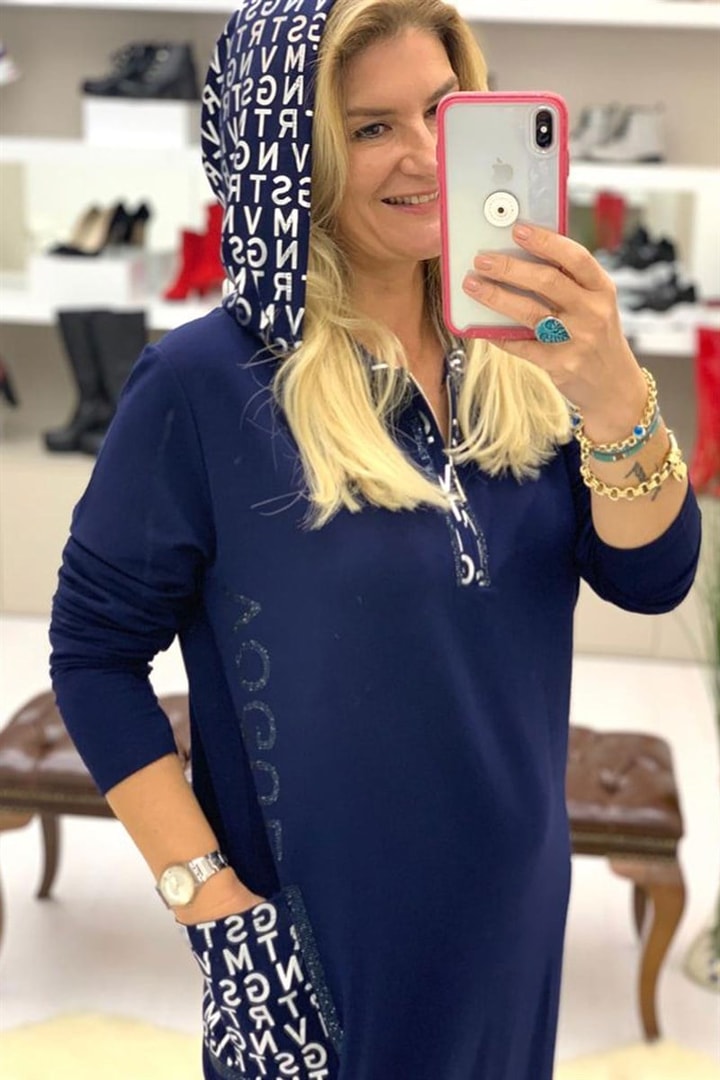 Yazı Baskılı Elbise