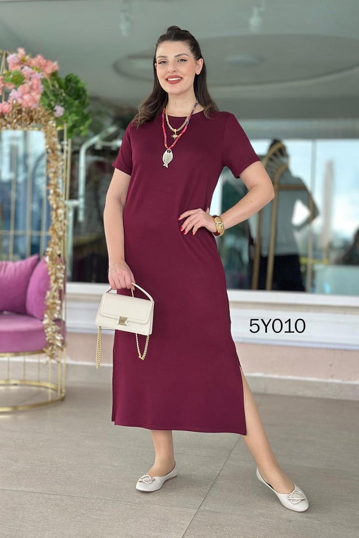 Yırtmaçlı Kristal Elbise