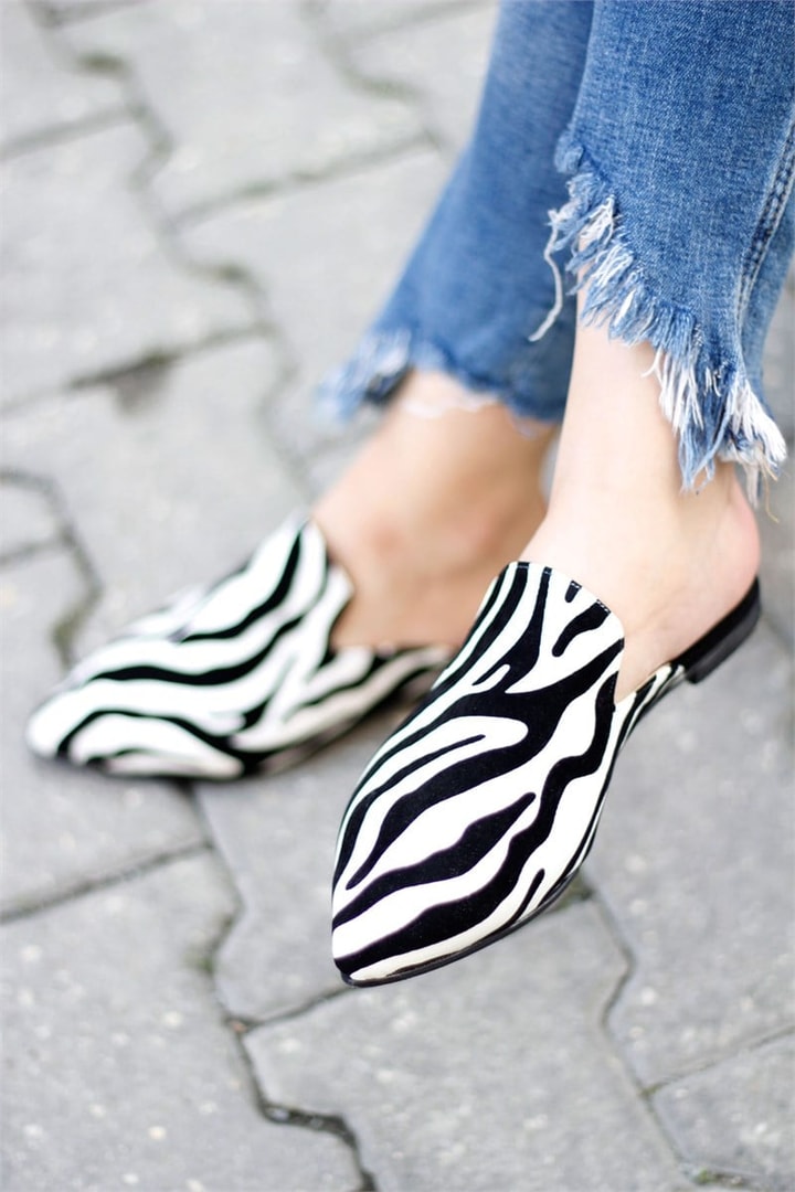 Zebra Desenli Terlik