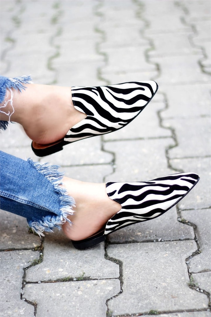 Zebra Desenli Terlik