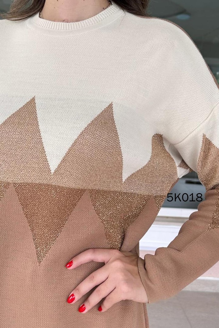 Zikzak Desenli Simli Triko Elbise