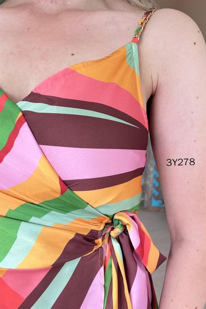 Zincir Askılı Yandan Bağlamalı Saten Elbise