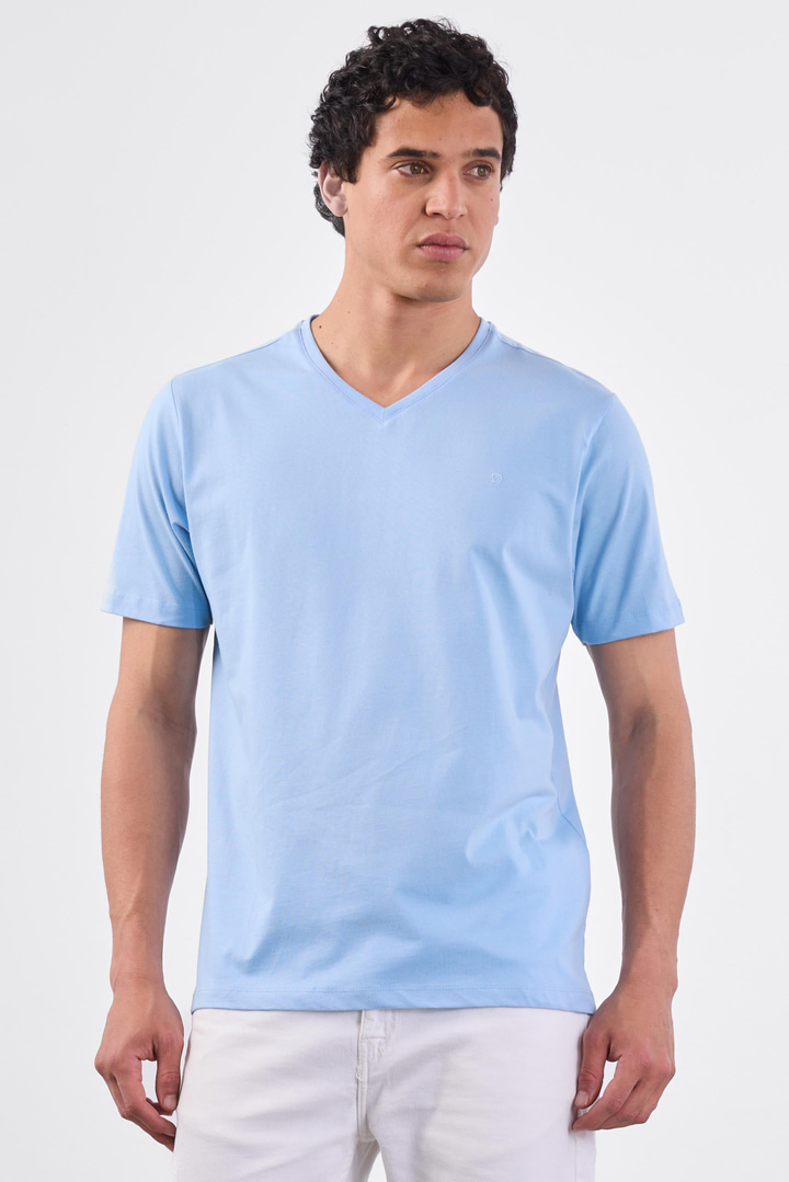 Açık Mavi V Yaka Pamuklu Düz Renk Slim Fit Erkek T-shirt