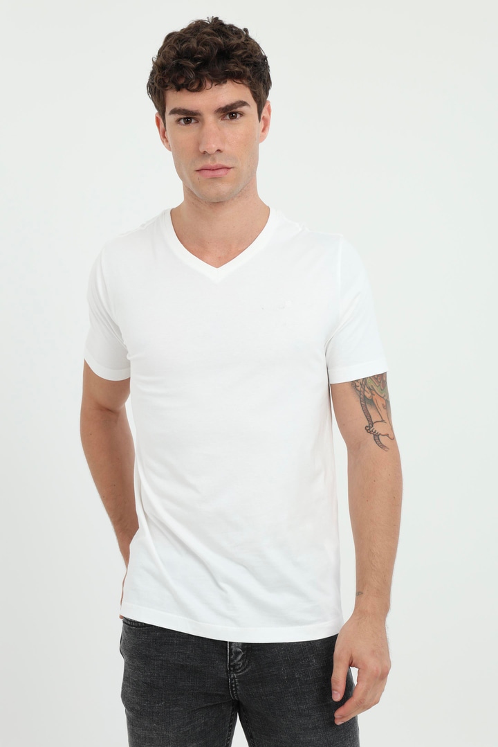 Beyaz V Yaka Basic Slim Fit T-Shirt