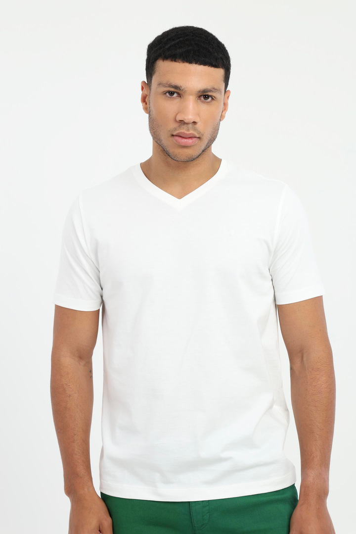 Beyaz V Yaka Basic Slim Fit T-Shirt
