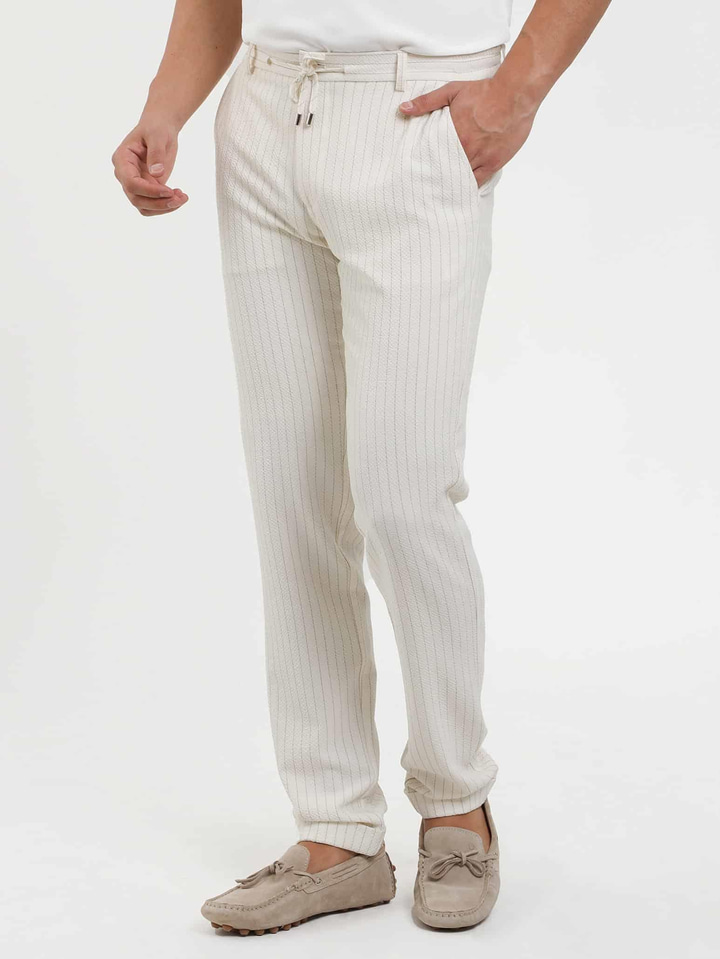 Ekru Erkek Slim Fit Çizgili Gofre Desenli Pantolon 