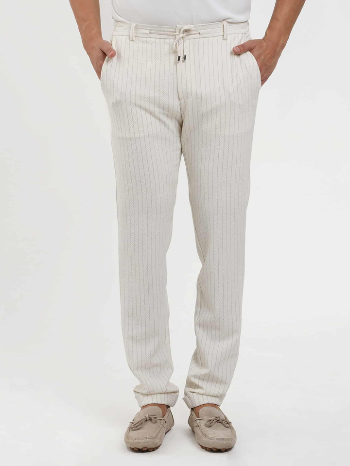 Ekru Erkek Slim Fit Çizgili Gofre Desenli Pantolon 