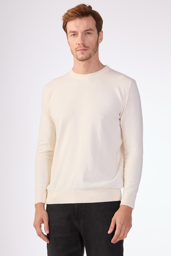 Ekru Bisiklet Yaka %100 Pamuk Düz Renk Slim Fit Erkek Triko