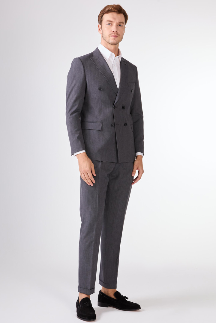 Erkek Slim Fit Sivri Yaka Gri Takım Elbise